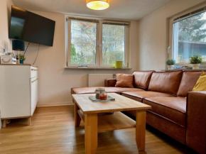 Ruhige Ferienwohnung mit Sonnenterrasse und Garten, Binz